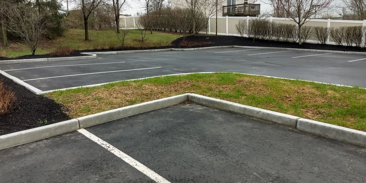 Extruded Concrete Curb Custom Curb Service